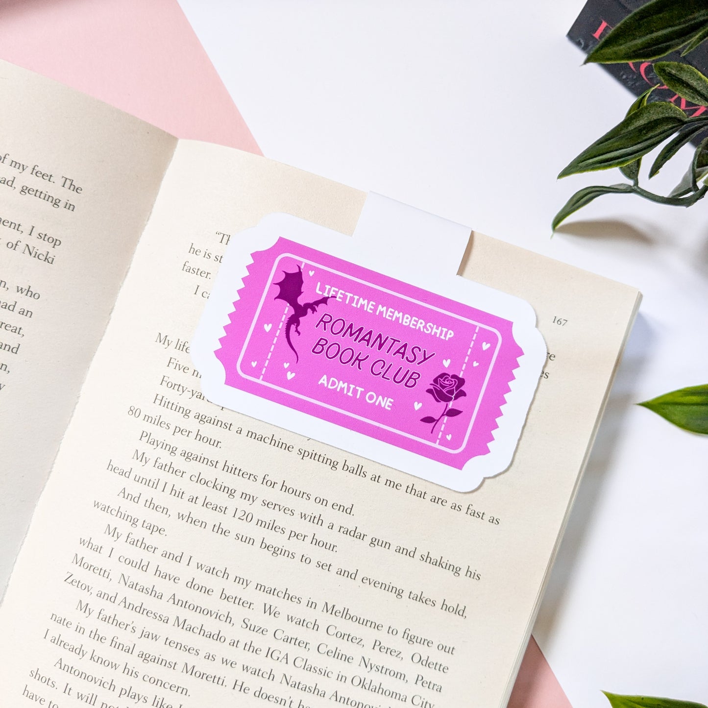 Romantasy Bookclub Magnetic Die-Cut Bookmark