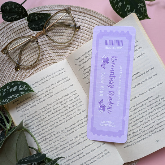 Romantasy Readers Book Club Linen Card Bookmark