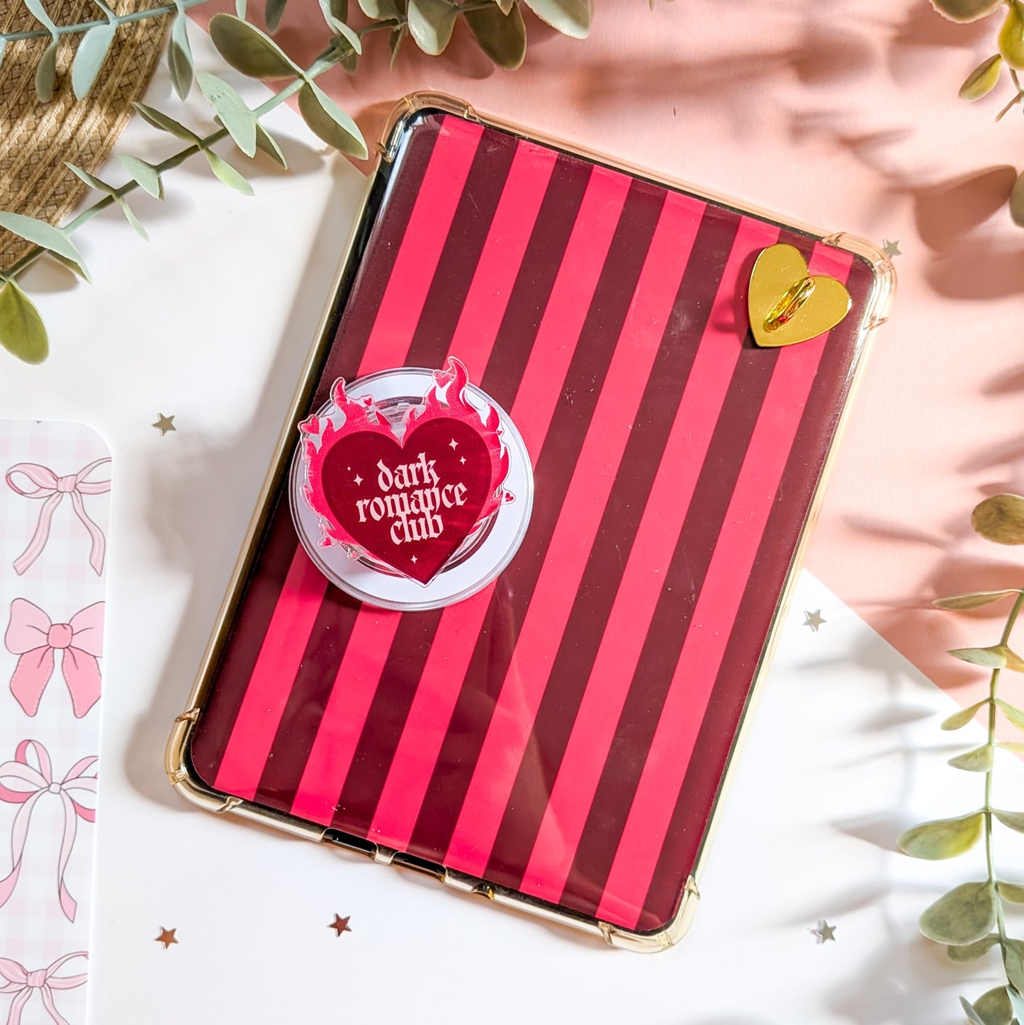 Dark Romance Magnetic Kindle/Phone Grip