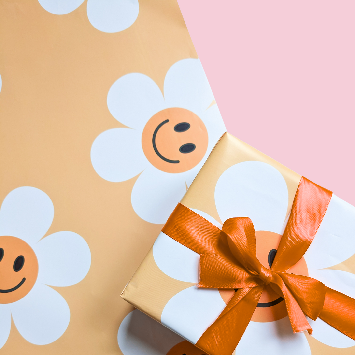 Smiley Flower Gift Wrap